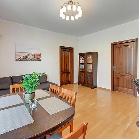 Apartment Dom Artysty *